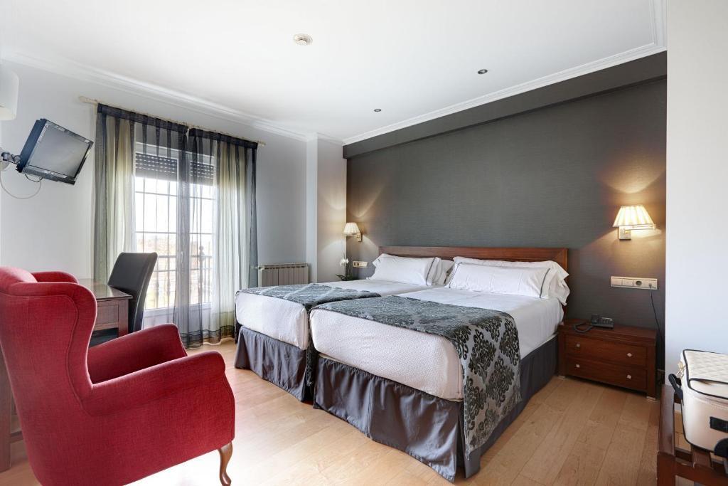 Hotel Atalaia Irun Pokoj fotografie